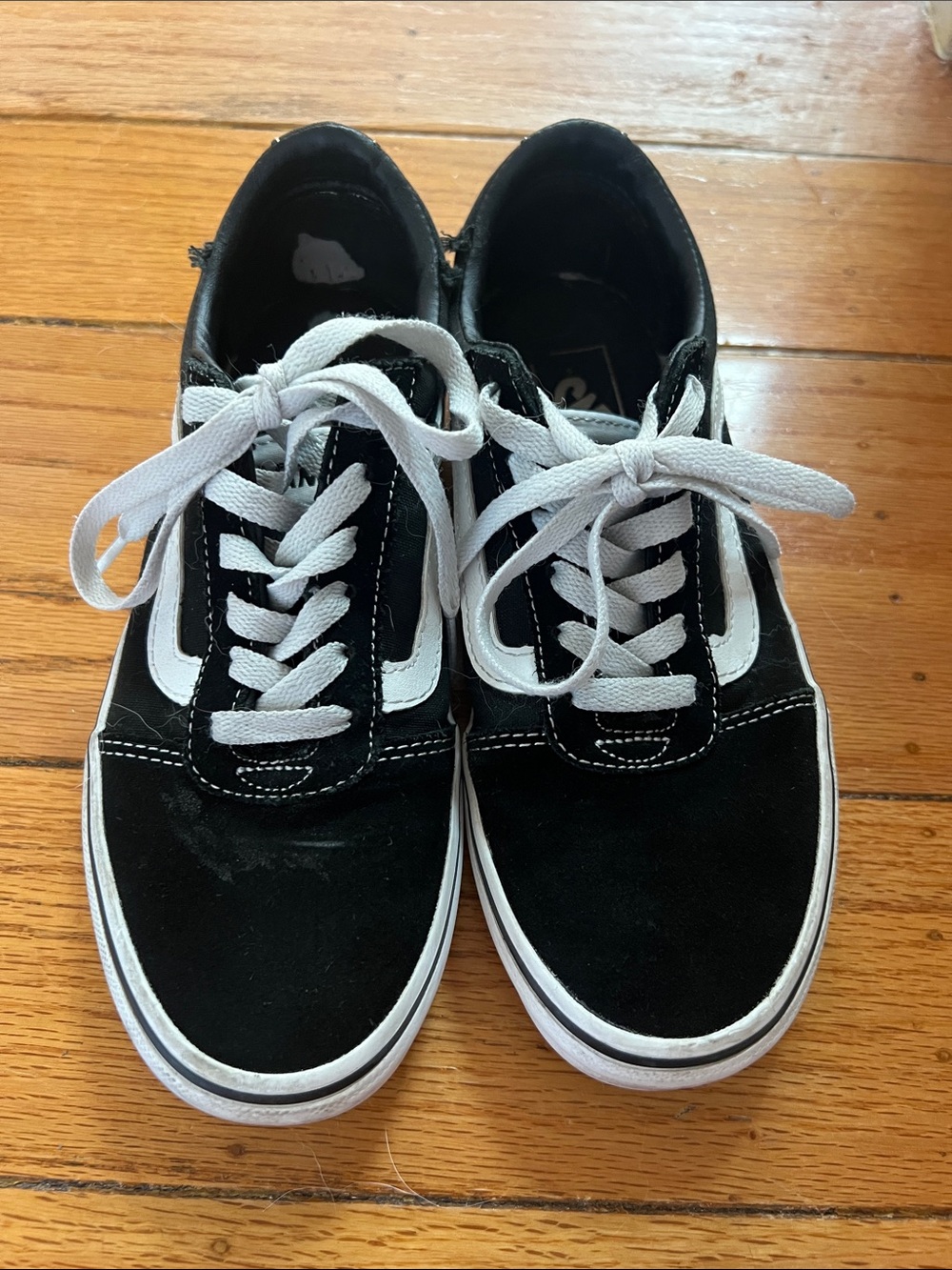 Vans Old Skool Low Top Sneakers